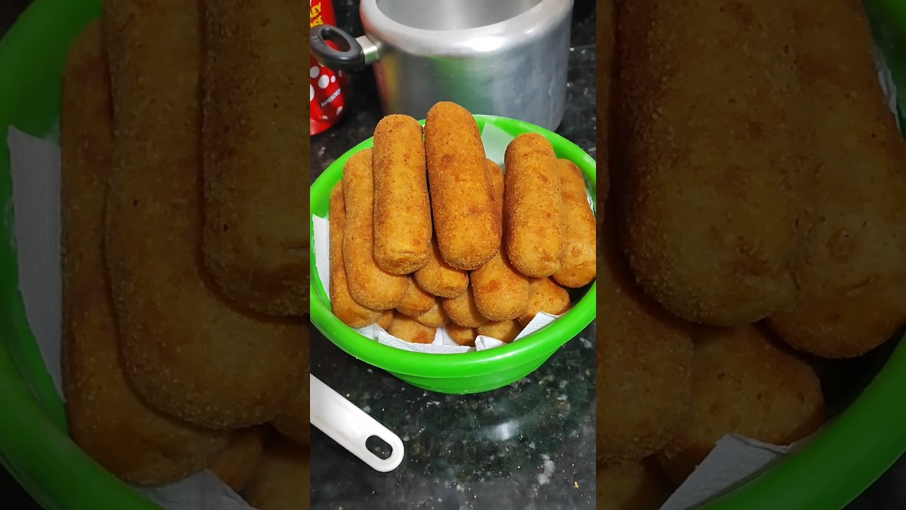 Que trabalhão para fazer a #alegria da #criançada #salsicha #empanada