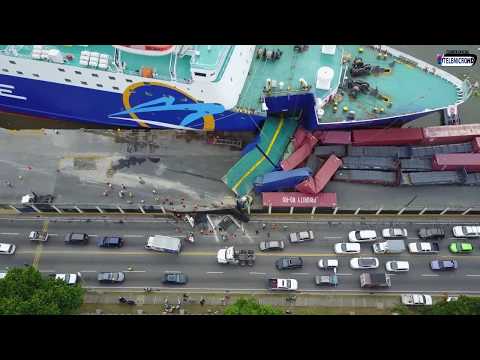 Impactante!! Momento del Accidente del Barco de Ferries del Caribe con (Vista Aerea)