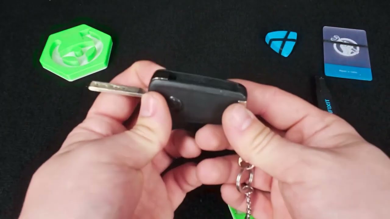 OPEL – Come cambiare la batteria del telecomando