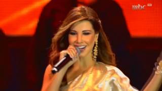 Nancy Ajram - Akhasmak Ah - Beirut Souk Holiday 09.08.2013 Resimi