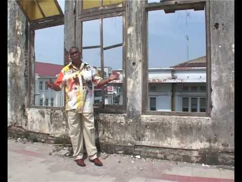 Ditengah Kesukaran - Viktor E Lekatompessy.avi