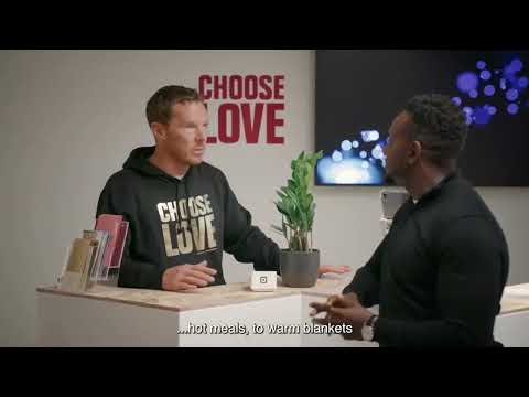 Benedict Cumberbatch in a new London Choose Love Shop video.#BenedictCumberbatch