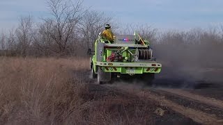 Family forced from home; firefighters battle 40-acre grassfire in Mayes County