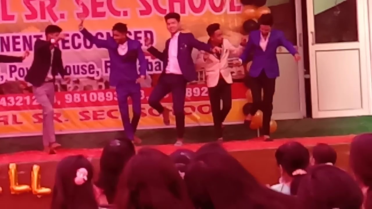 Dance performance by 12th class students on one leg - YouTube