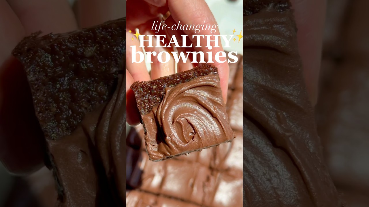 Healthy Brownies: Click the link in my bio and then select the photo to get the recipe ❤️