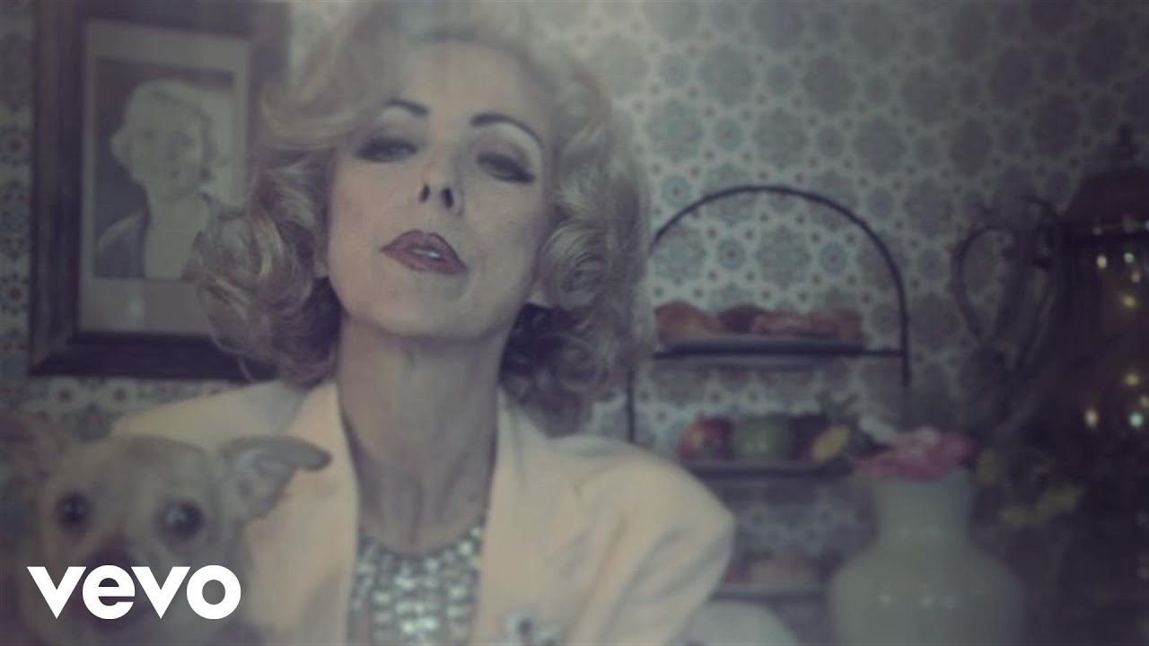 Rich White Ladies White Powder Perm YouTube