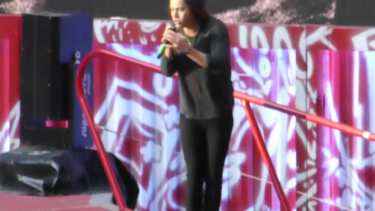One Direction, Stockholm 14/6 (STRONG, BETTER THAN WORDS & HARRY TALKING)
