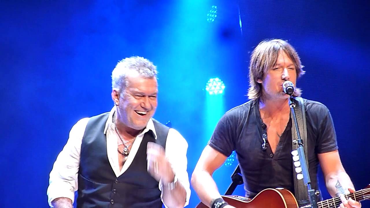 Keith Urban Flame Tree with Jimmy Barnes Allphones Arena Sydney