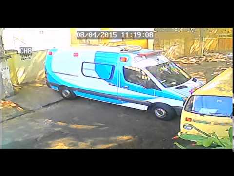 Vídeo: Com Trucar A Una Ambulància