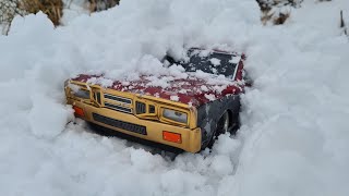Нашли ЗАБРОШЕННУЮ машину в снегу ... Перевозим на восстановление.
