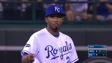 HOU@KC: Escobar robs Marisnick of a base hit