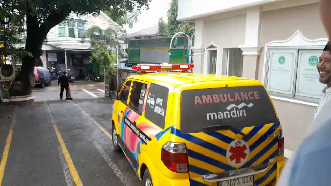 shalat jenazah Jama'ah Masjid Gurudin