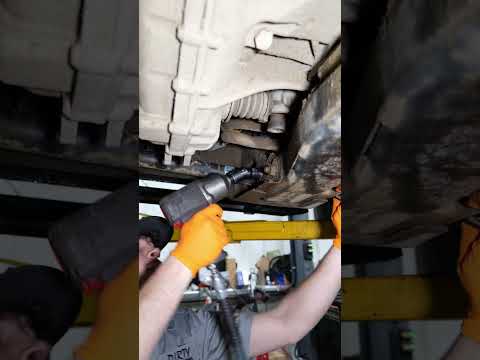 Duramax coolant line saver A089 #duramax #diesel #offroad #ddc #dirtydieselcustoms #truck #gmc