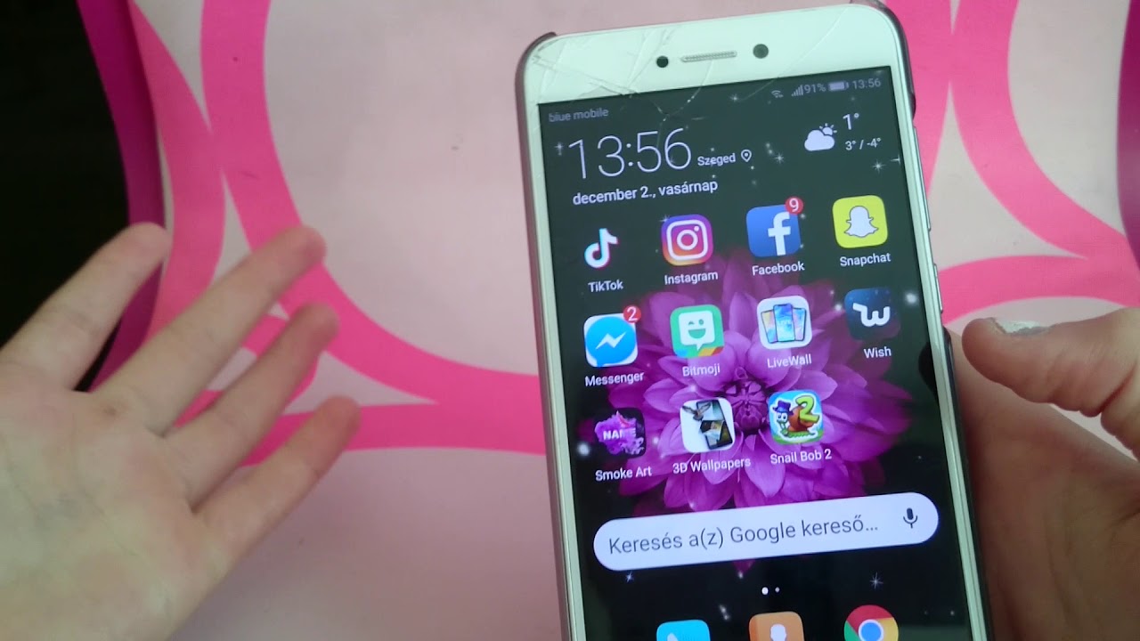 Mi van a telefonomon!