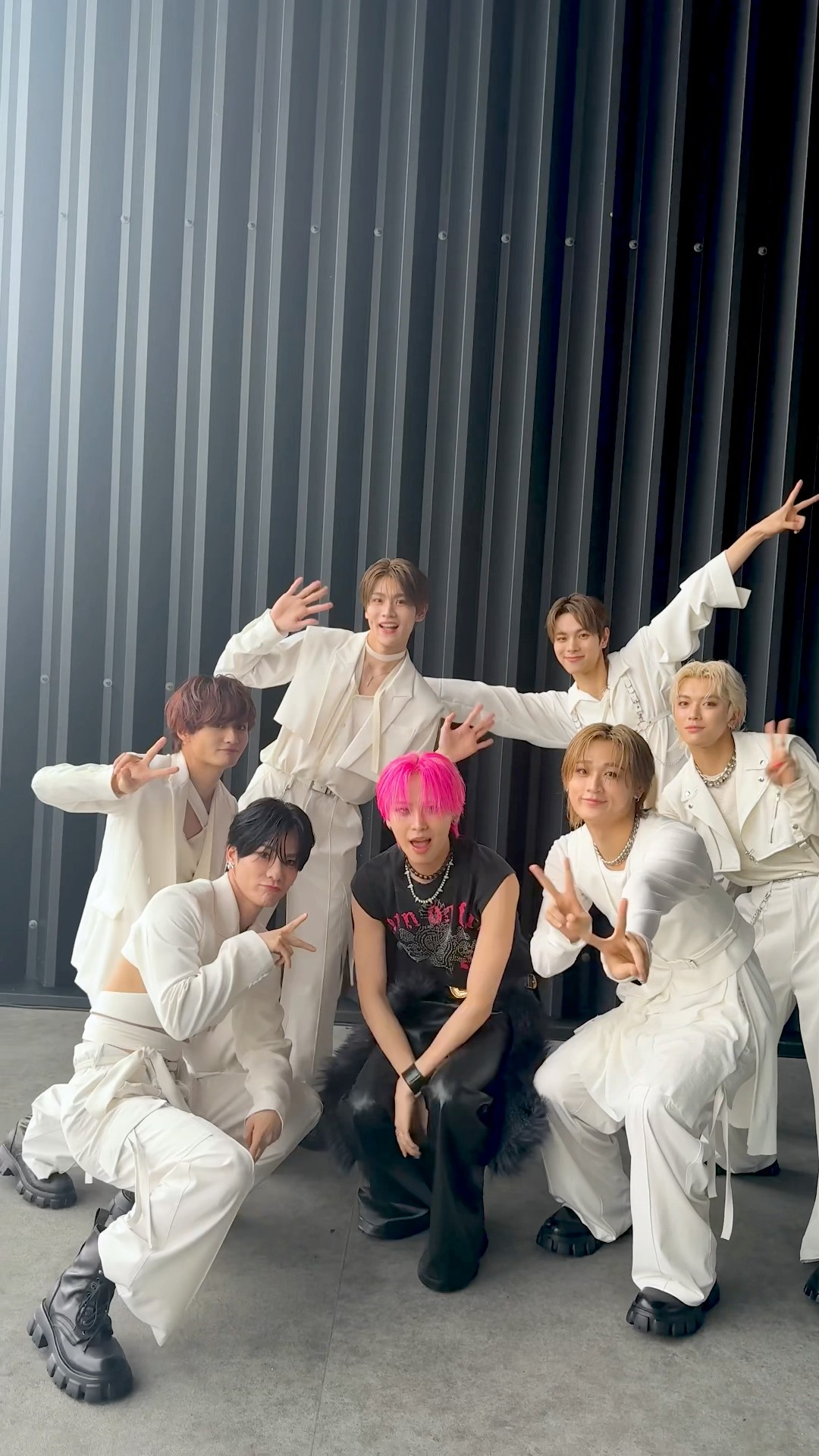 JO1 | ' #HandzInMyPocket ' with #DXTEEN さんありがとうございました