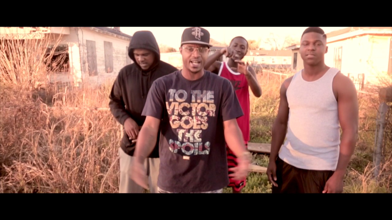 Dezz "No Trust" dir. by @giftedpromediagroup