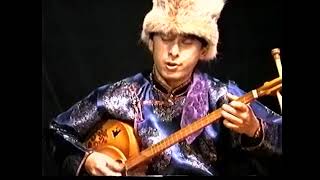 TUVA—Masahiko Todoriki throat singing performance—Khöömei Festival 1998 part 23