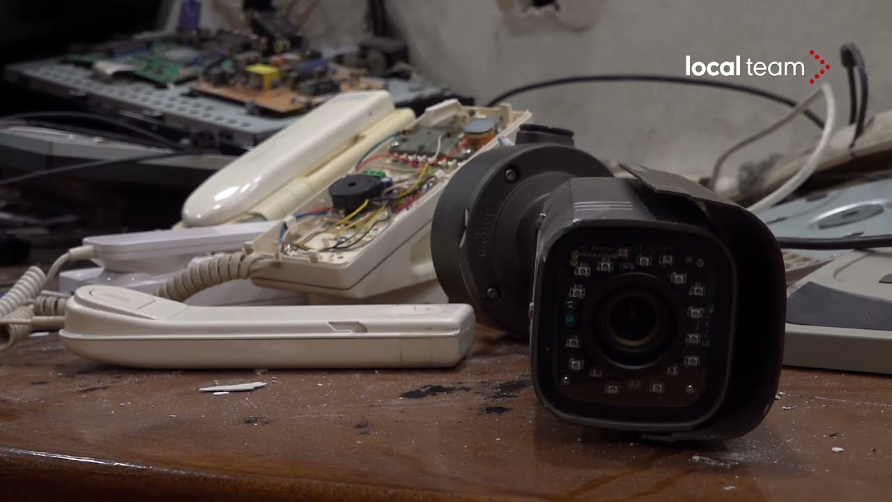 Irruzione alla CGIL: le immagini della devastazione all'interno