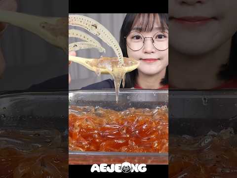 꿈틀꿈틀 사백어 먹방! 입에서 살아있는 느낌…😳Wiggling Live Icefish I Tried Eating Them Raw Mukbang ASMR