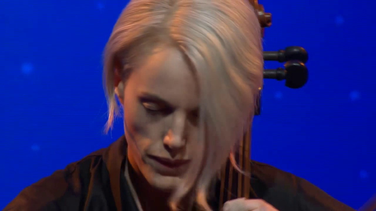 Zoe Keating !!! LIVE AMAZING CELLO CONCERT !!! YouTube