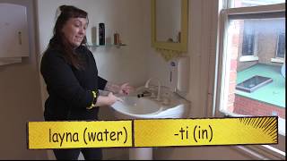 rri layna-ti (Wash hands in the water)