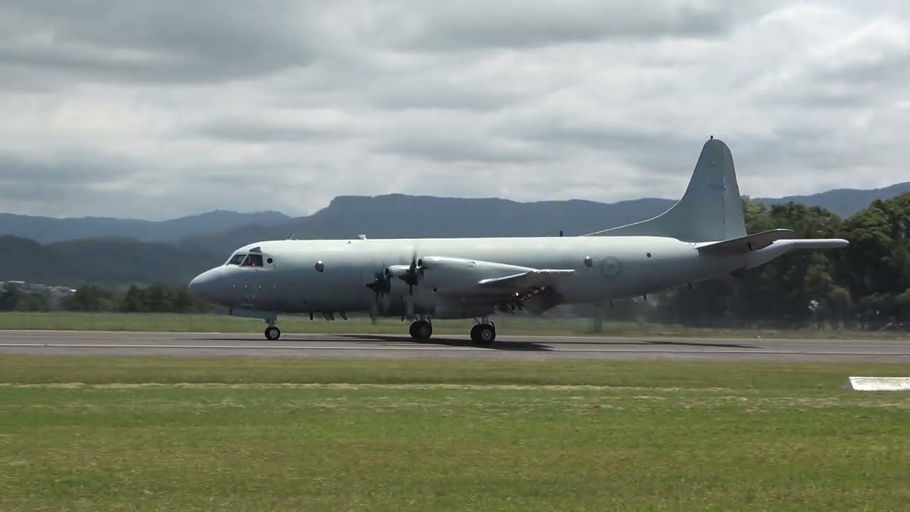 HARS Lockheed Martin AP3C Orion VH-ORI Display Wings Over Illwarra Airshow 2022