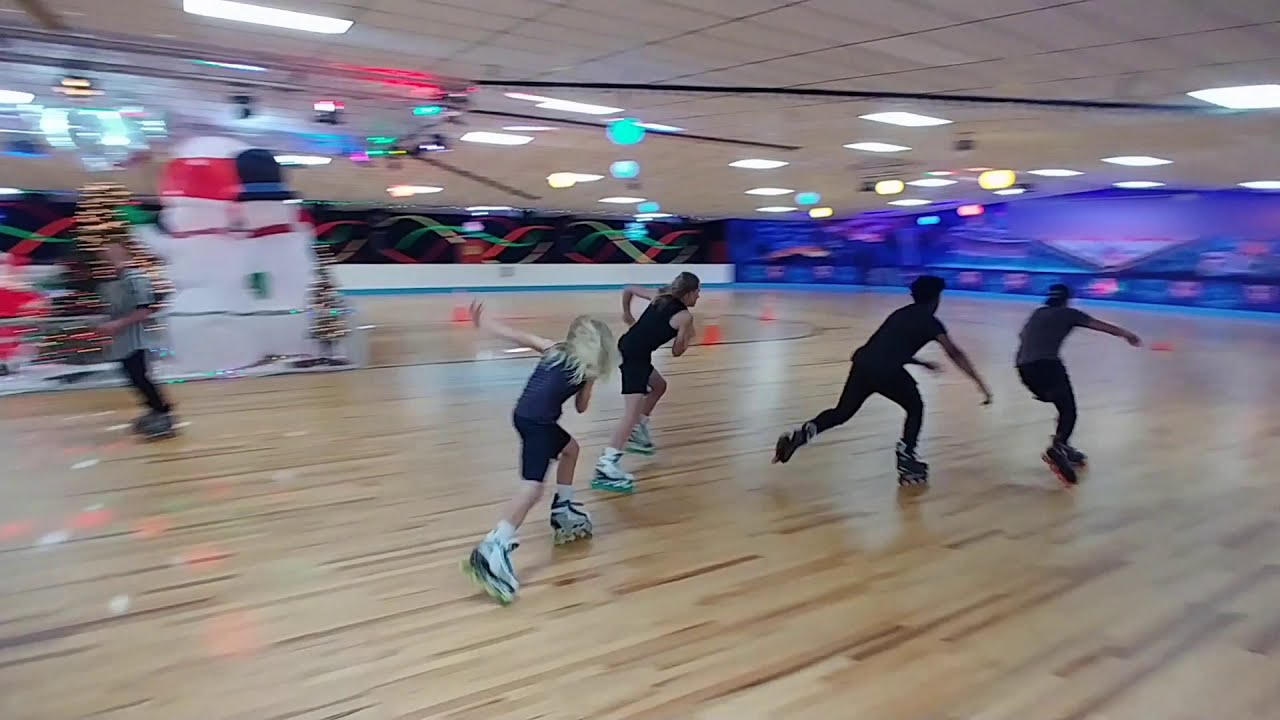 Extreme Rollerblading Race!!! Insane - YouTube