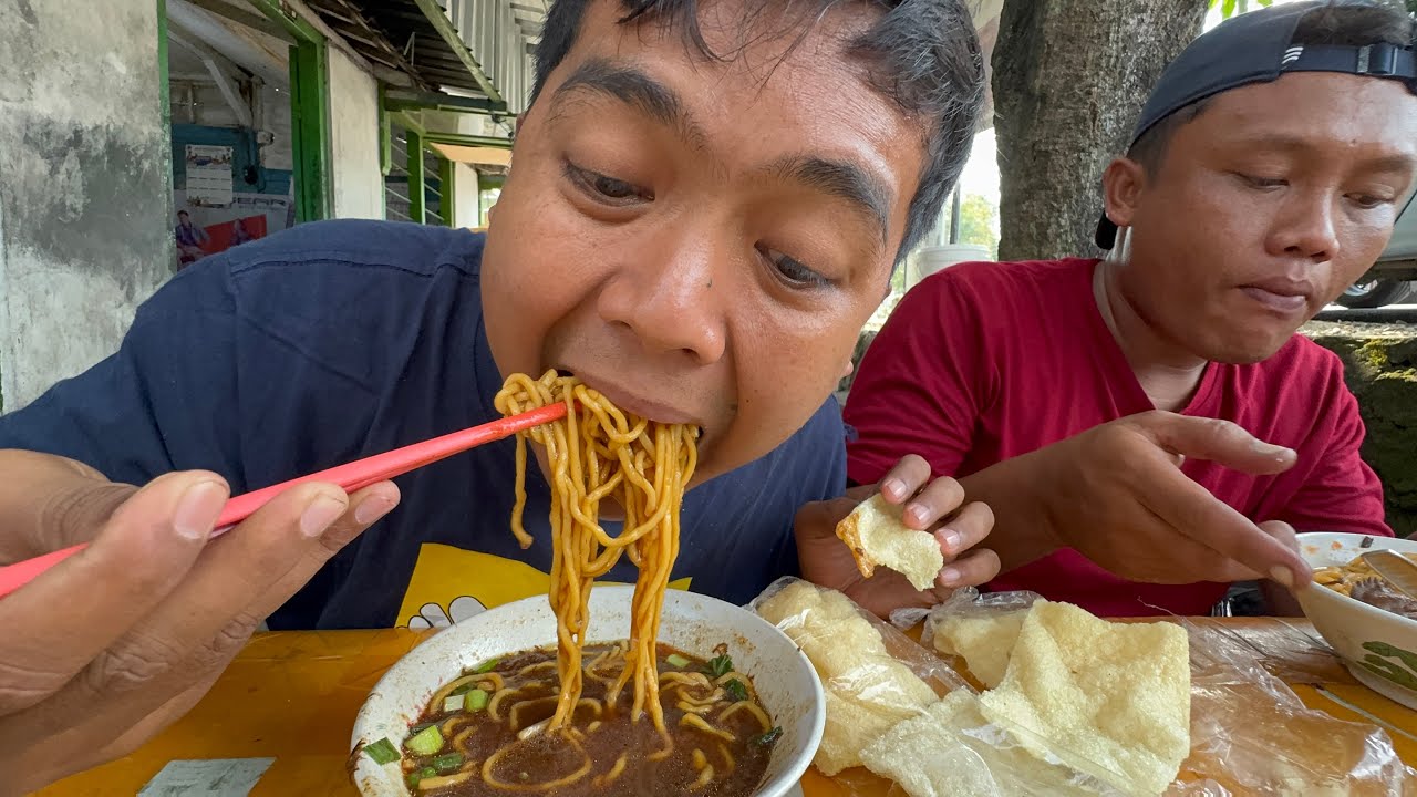 DI SENENI LEK DAMIS = MIE AYAM ! 🤤😍