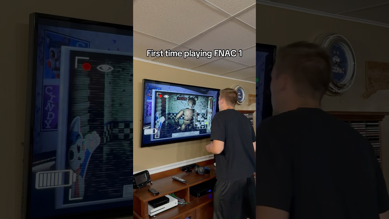 Первый раз играю в FNAC 1!🐱