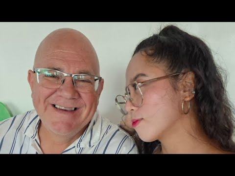 CrezeilDoug' s Vlog  is live