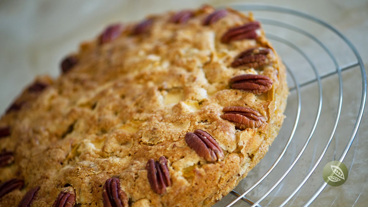 Julie Goodwin's Apple and Pecan Cake YouTube