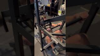 Pendulum Squat
