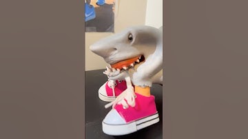 tralalero tralala puppet