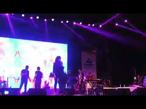 Gulaabo jara ettara geera do by jonita gandhi live concert and Amit trivedi Divya kumar