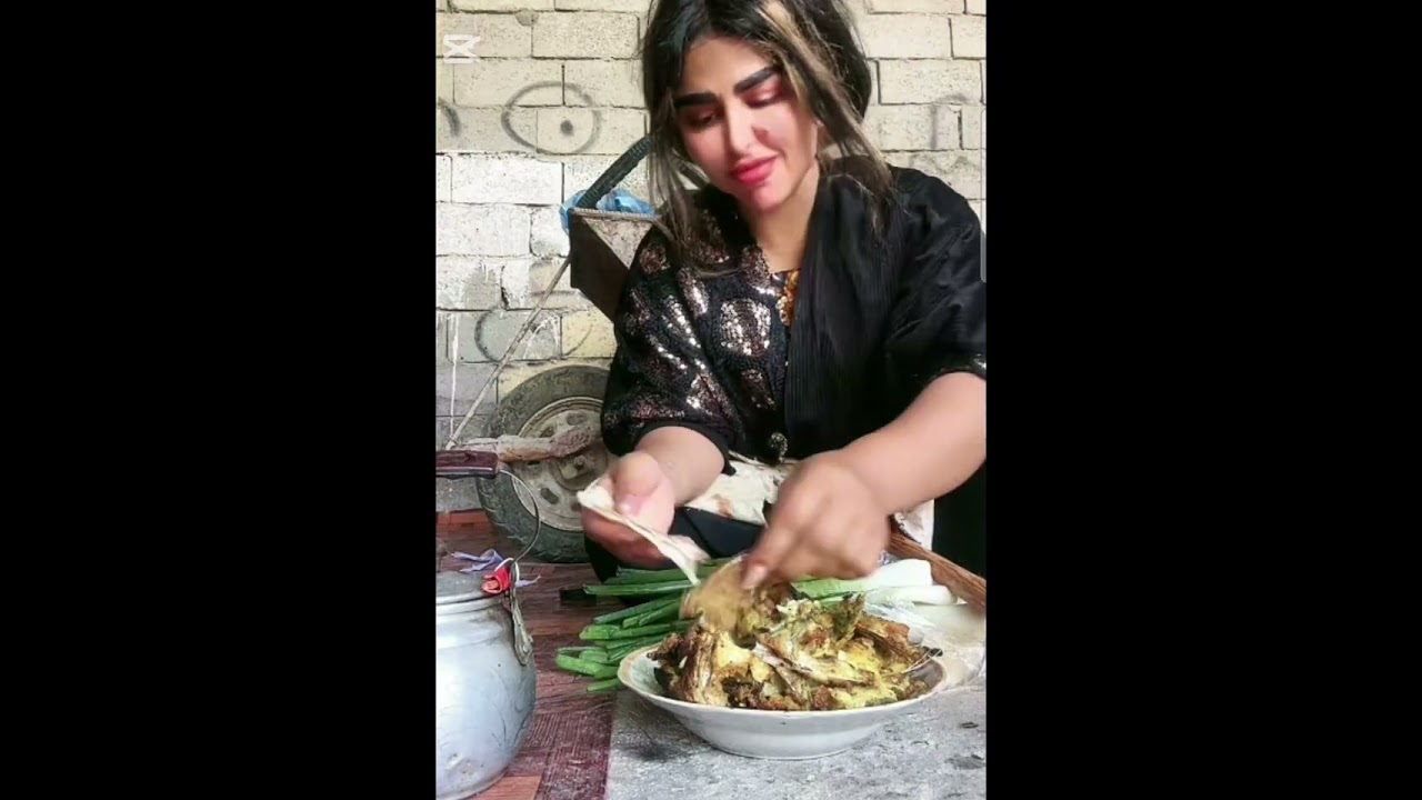 غداي سمج وبصل شيشين وعلاوي كلش شالعين كلبي  #بث_زينب بنت الديوانيه 