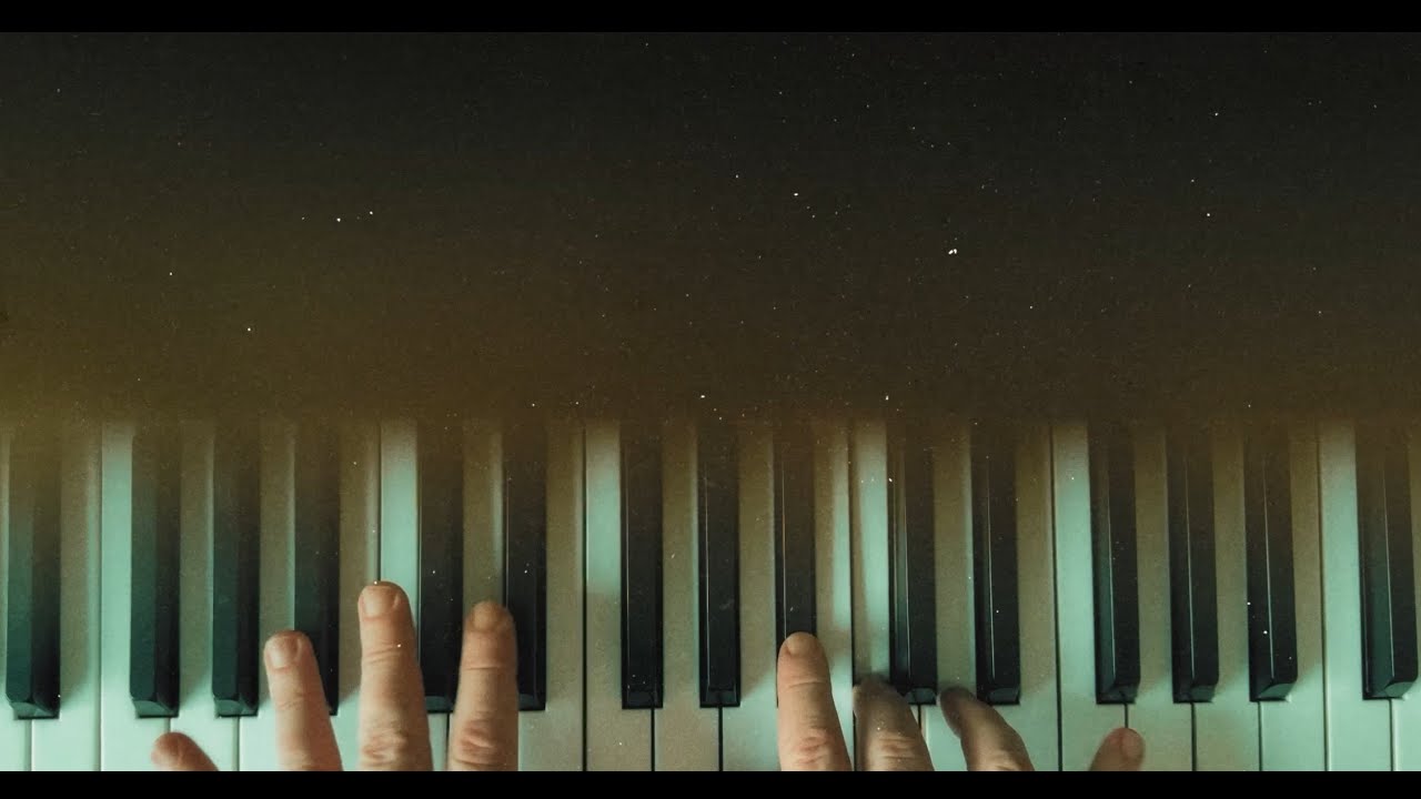 Dirk Maassen - Driven Snow (Official Music Video)