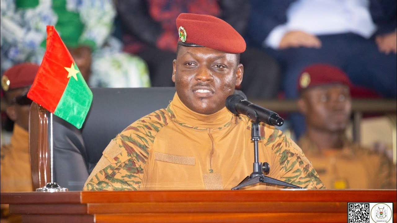 Le Capitaine Ibrahim Traoré parle aux jeunes Africains