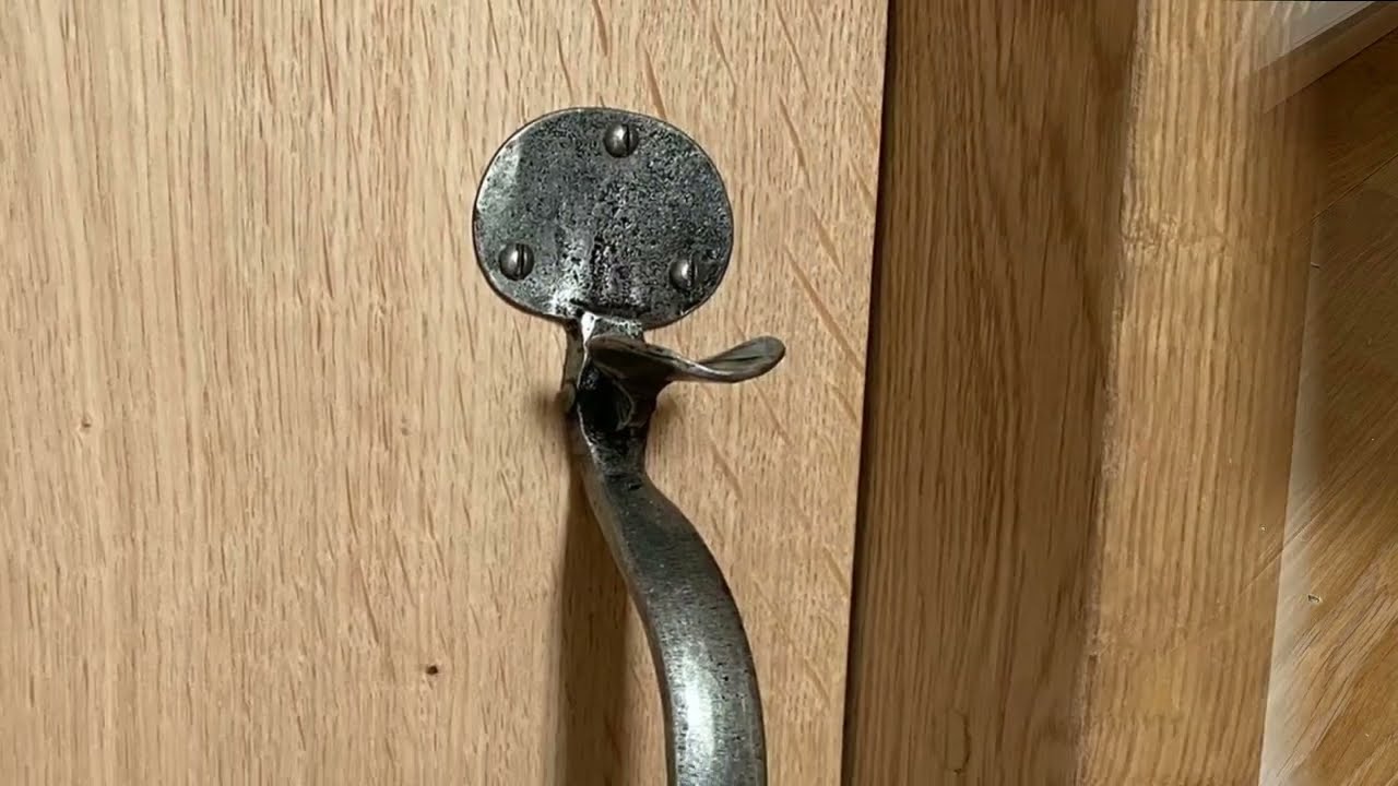 Wrenwood Renovations -Tredown Barns 84 - Last of the concrete up; doors oiled, slate and oak floors