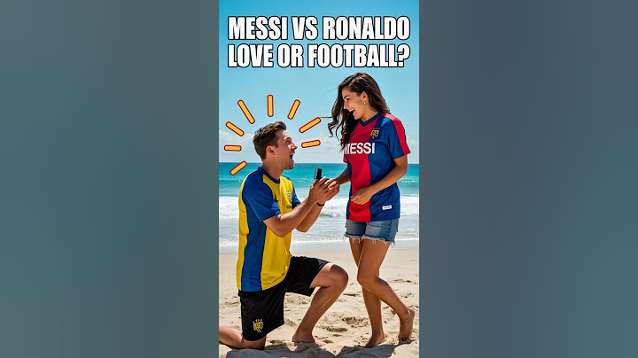 “Beach Proposal Gone Wrong?! Messi vs Ronaldo Twist!”#shorts