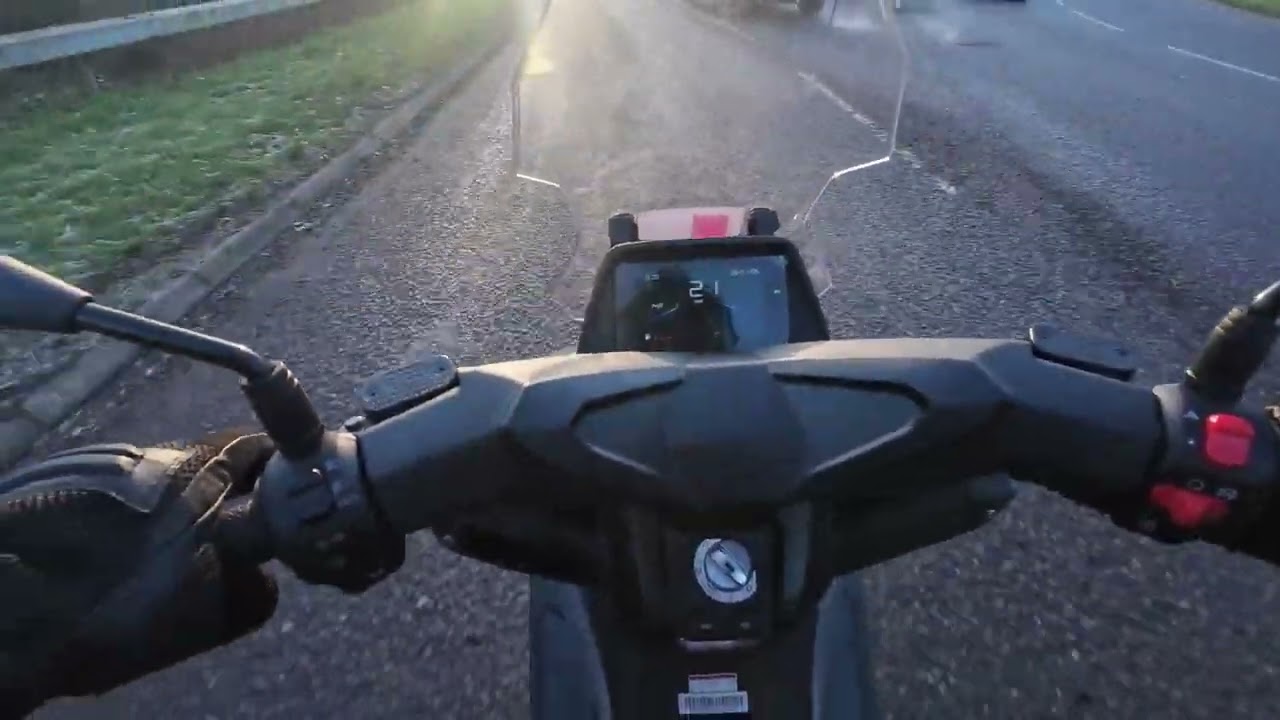 Тест-драйв Lexmoto Aura для клиента