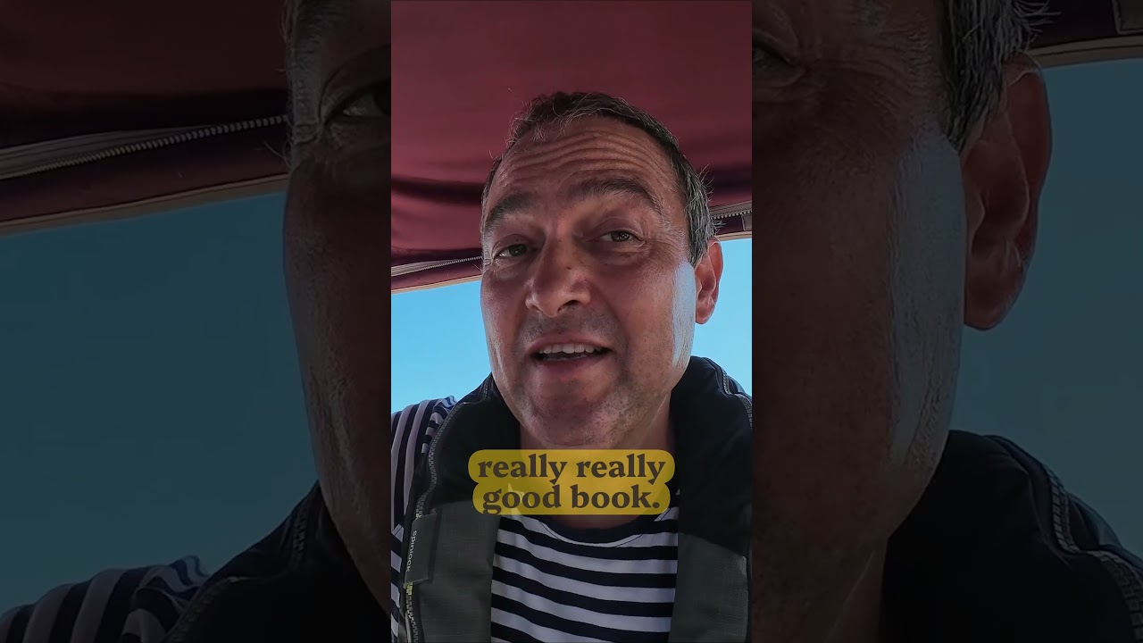 ⁣Apparently, Sailing Is the Perfect Time to Talk About Books 😂