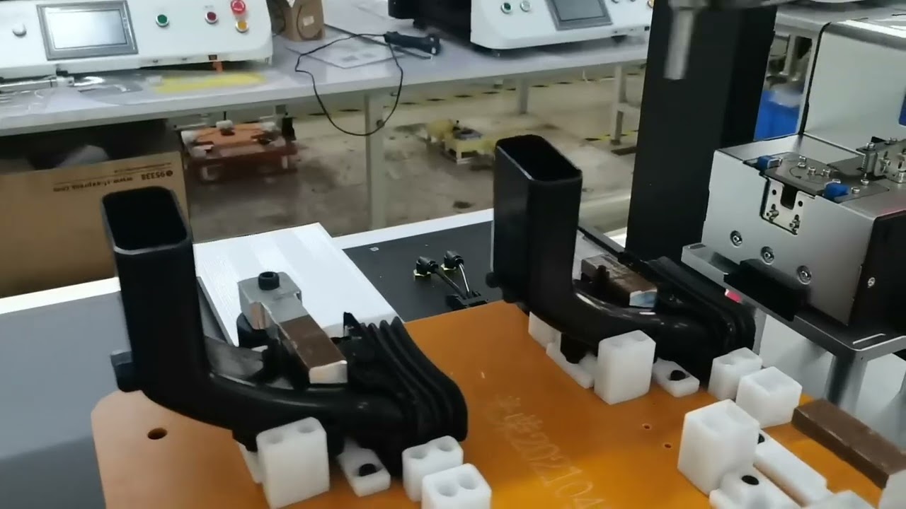 Single head single station Automatic screw machine