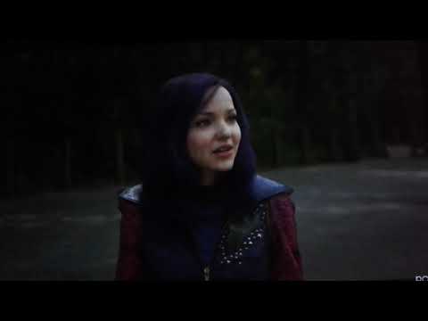 Disney Descendants Dove Cameron (Mal) Disney Descendants Dove Cameron (Mal)