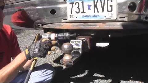 How to Loosen a Stuck Receiver Hitch