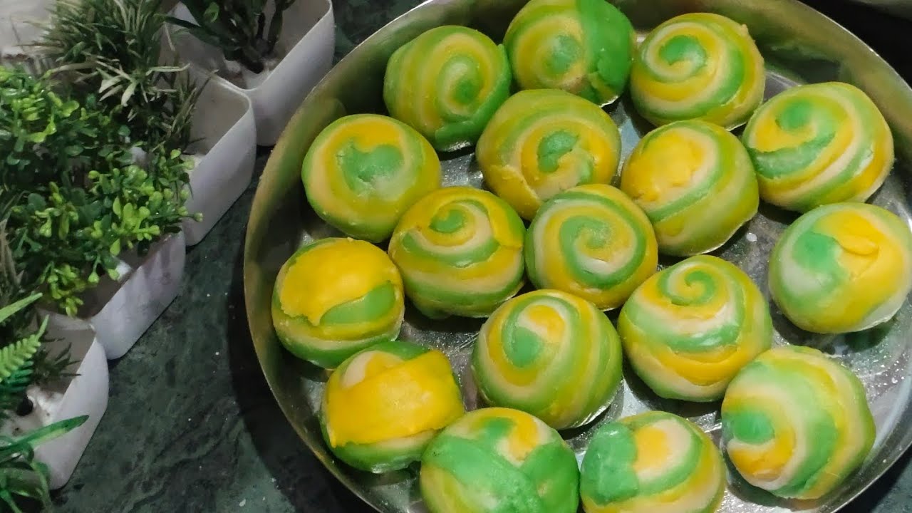 कुंडा स्पेशल मावा रंग बिरंगा खाजा recipe बनाने से पहले डर बहुत डर लग रहा था पर कुछ भी खराब नहीं हुआ 