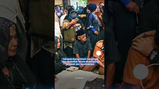Tangis Ikang Fawzi Pecah Dipelukan Anies Baswedan Syok Atas Kepergian Marissa Haque