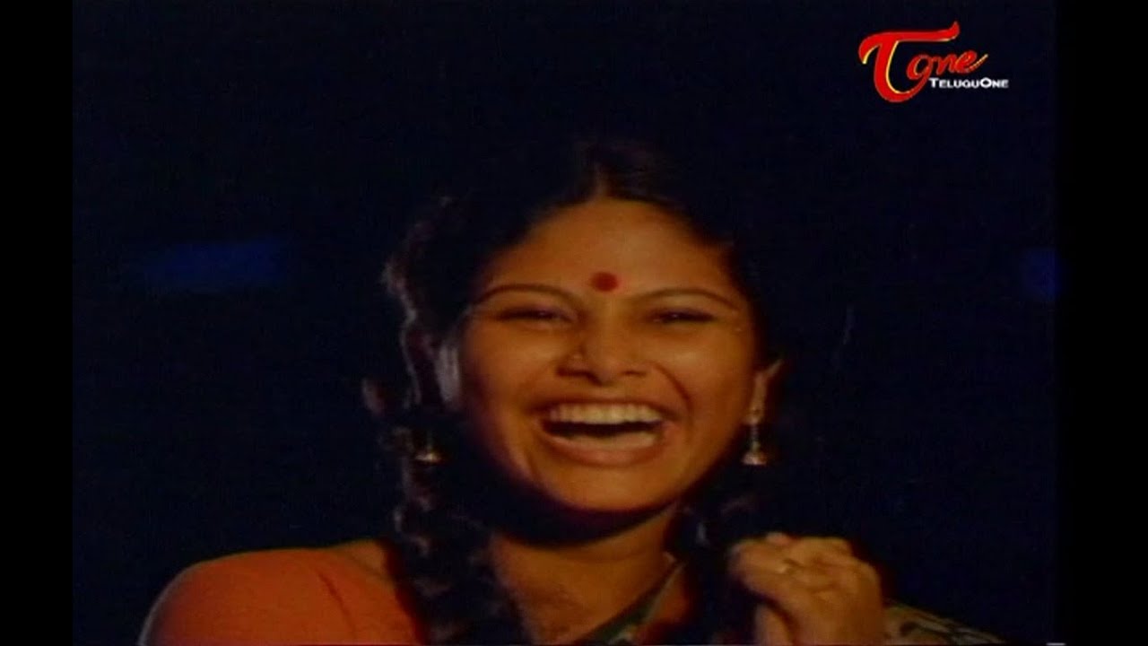 Rendu Jella Seetha Comedy Scene | Seetha Laughs Seeing Naresh Gang Kicked