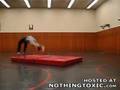 Compilation di backflips non riusciti