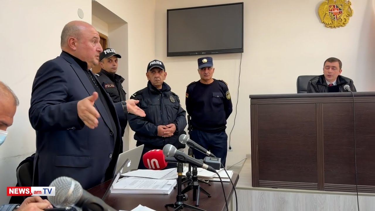 «Անմեղ տեղը բերել, կոխել են ստեղ, իրանց երեսից». Վարդան Ղուկասյանն ու դատախազը վիճեցին