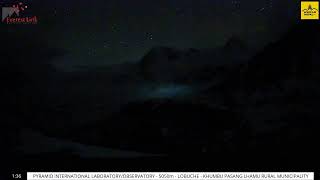 ロブチェ 5050m(Lobuche) のライブ映像